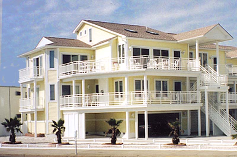 North Wildwood 4BR Deluxe Beachfront Home with Oceanviews