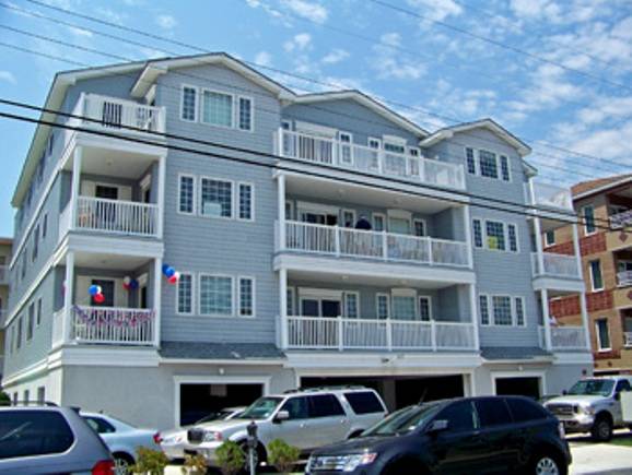 Wildwood Crest Jewel Book 2013-Pool-Plasmas-Linens-Bikes-Oceanview-Luxury