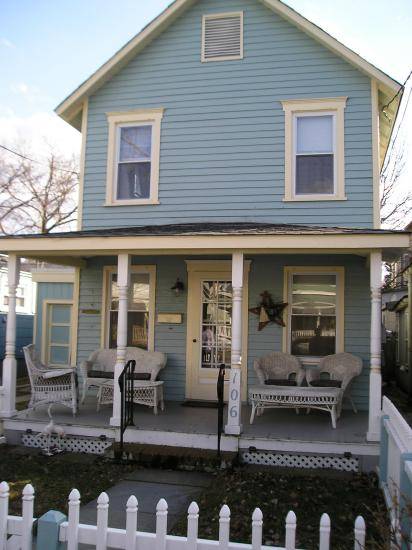 Ocean Grove Summer Beach House for Weekly Rental - Lots of Extras