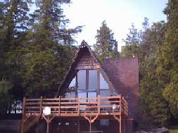 Chazy Lake Secluded Lakefront Chalet