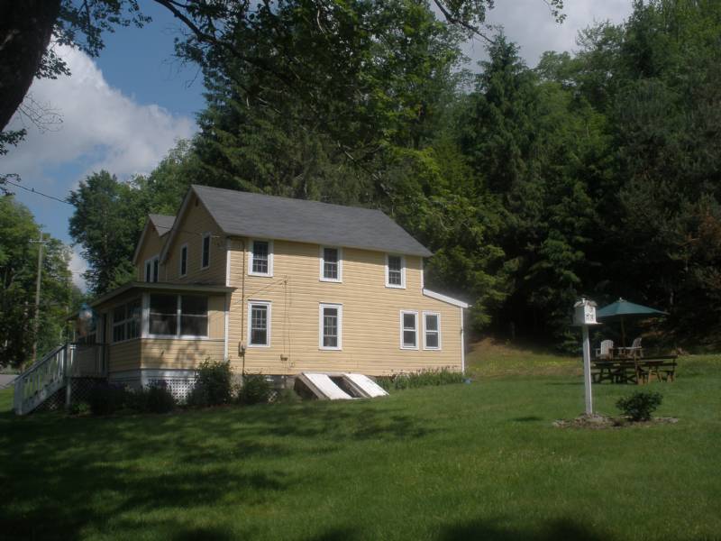 Belleayre - 4BR Farmhouse on 4 Acres in Pine Hill