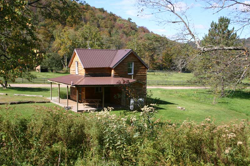 Creekside Country Cottages 