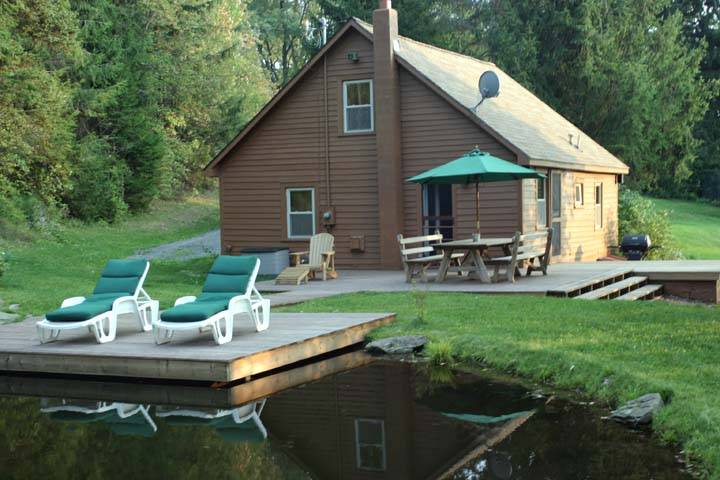 Catskills Pond Side Cottage