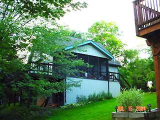 Brooks Lake 3 Level Chalet