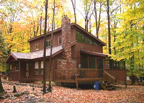Locust Lake Beautiful Mountain Retreat Minutes to Ski Resort and Lake