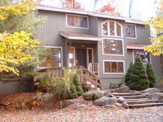 Lake Naomi Beautiful Lakefront Home