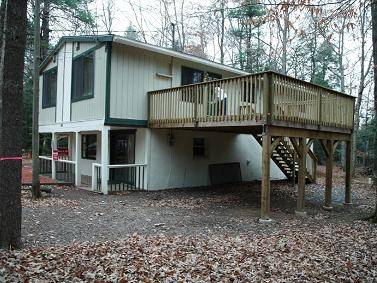 Albrightsville Outstanding 5 BR Nestled Amongst the Evergreens