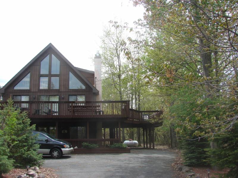 Albrightsville Chalet with Huge Deck