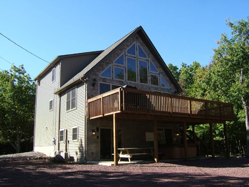 Lake Harmony Alpine Lodge