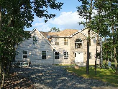 Albrightsville Brand New House with Pool Table, Sauna Room, Near Lake and Pool